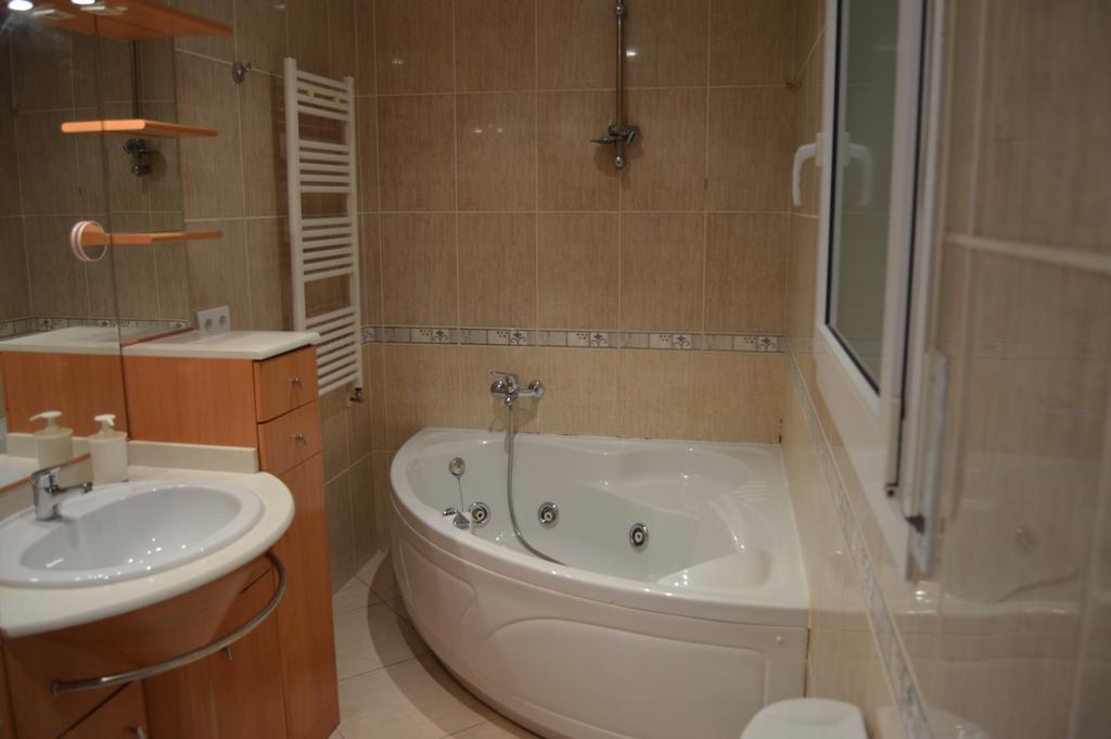 Raquel Koky Villa Empuriabrava Exterior photo