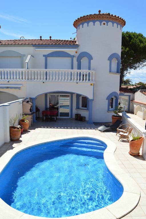 Raquel Koky Villa Empuriabrava Exterior photo